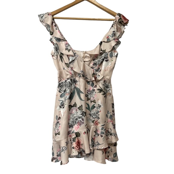 Revolve Majorelle Salsa Dress Blush Pink Floral Print Mini Dress Ruffled Medium - Picture 3 of 16
